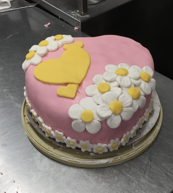 Cake, Flower decorations